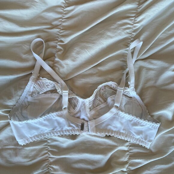 Chantelle Vintage Unlined Bra - Picture 3 of 5